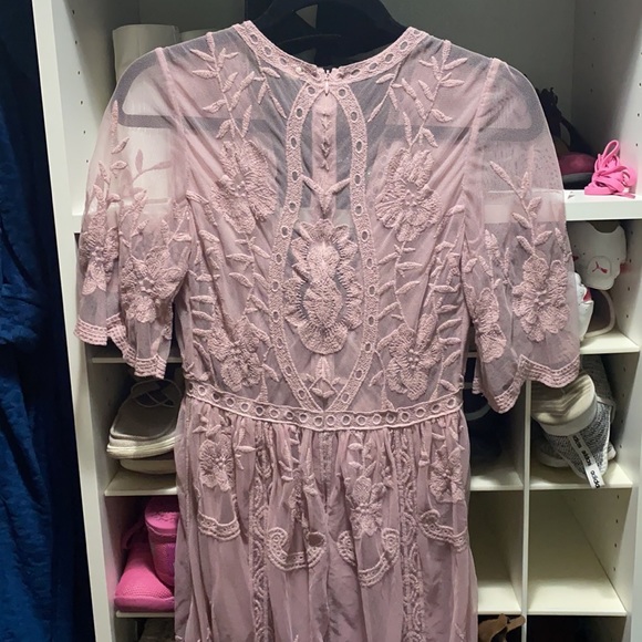 Wishlist Lace Maxi Romper in Blush - Picture 4 of 4